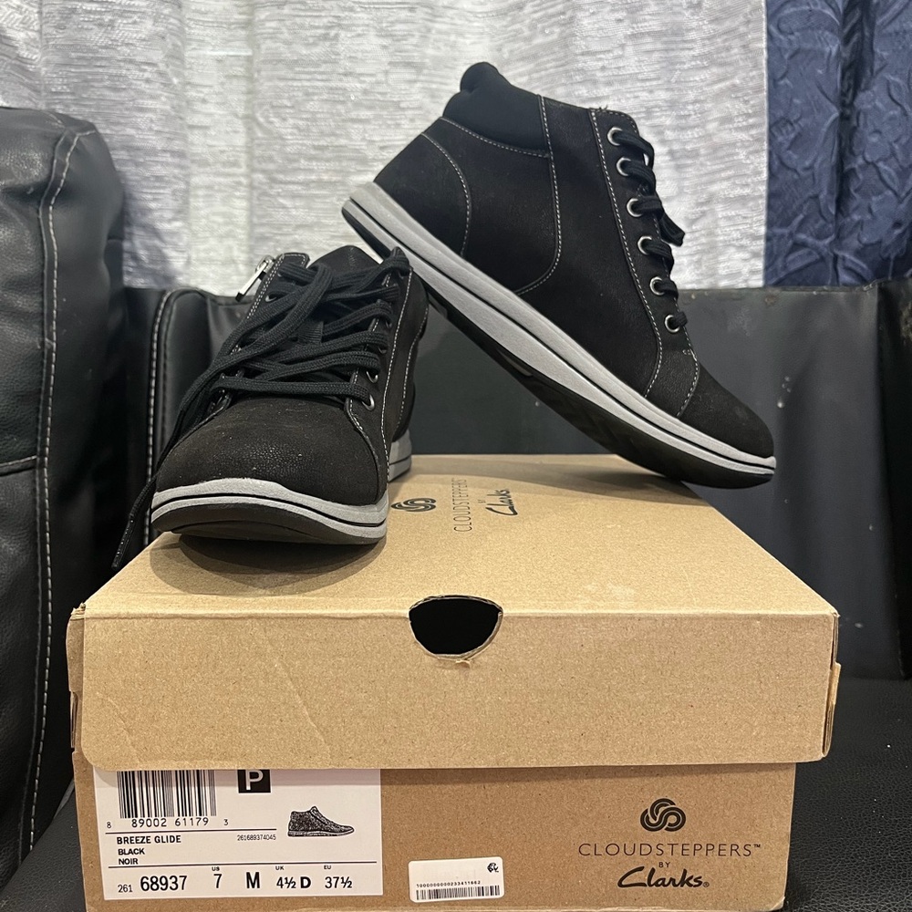 Clarks Black Athletic Shoes